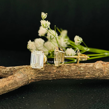 2.00 Ct Moissanite Emerald Stud Earring