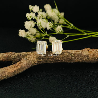 2.00 Ct Moissanite Emerald Stud Earring