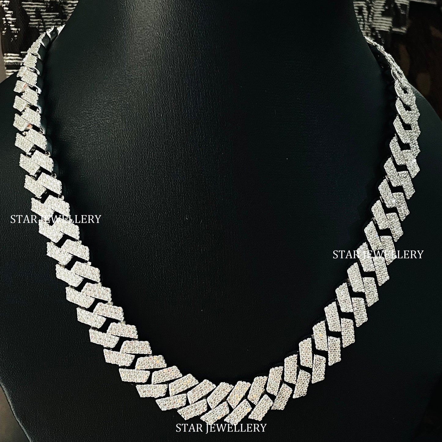 VVS Moissanite 14 MM Wide Unisex Diamond Cuban Linked Chain