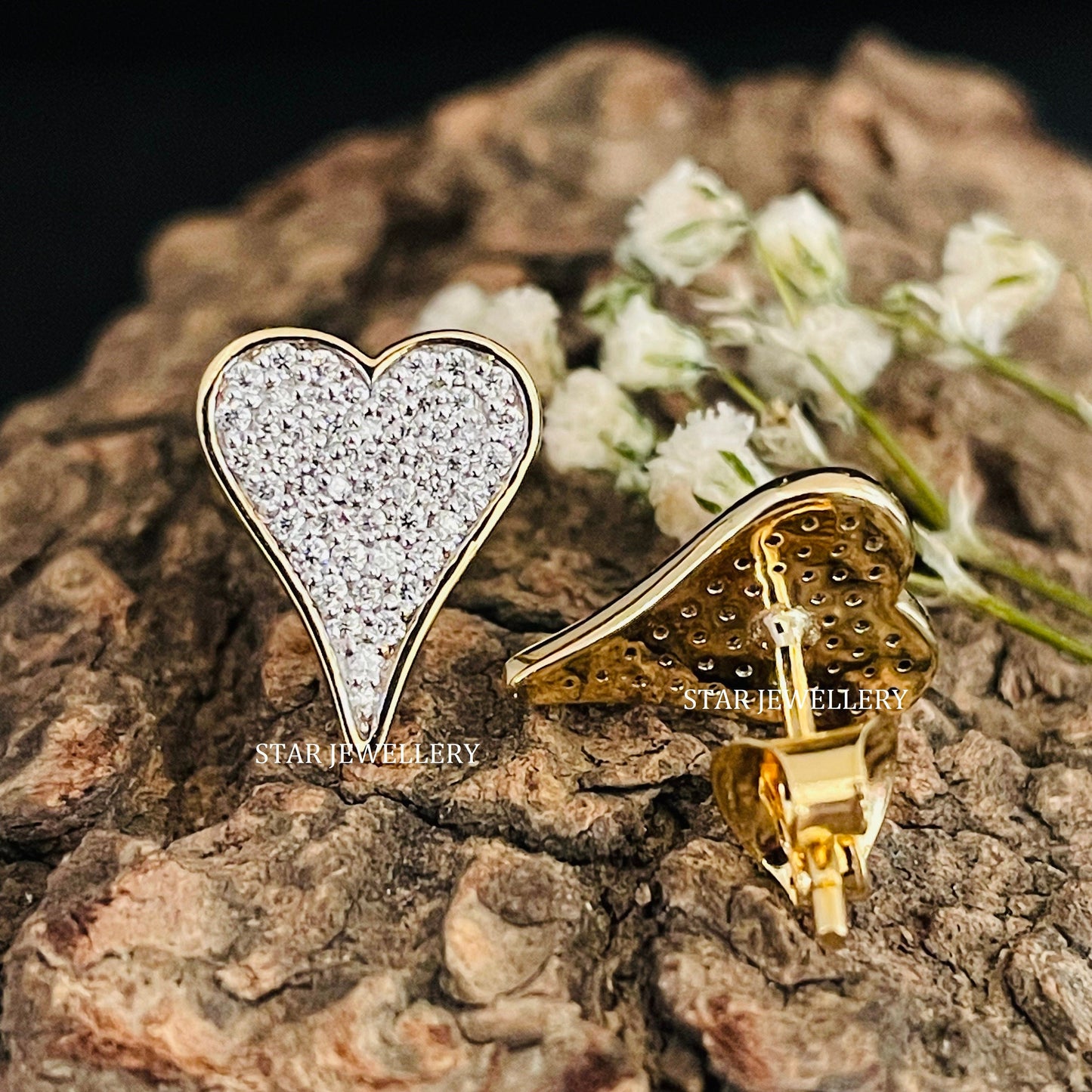 Natural Diamond Elongated Heart Solid Gold Earring